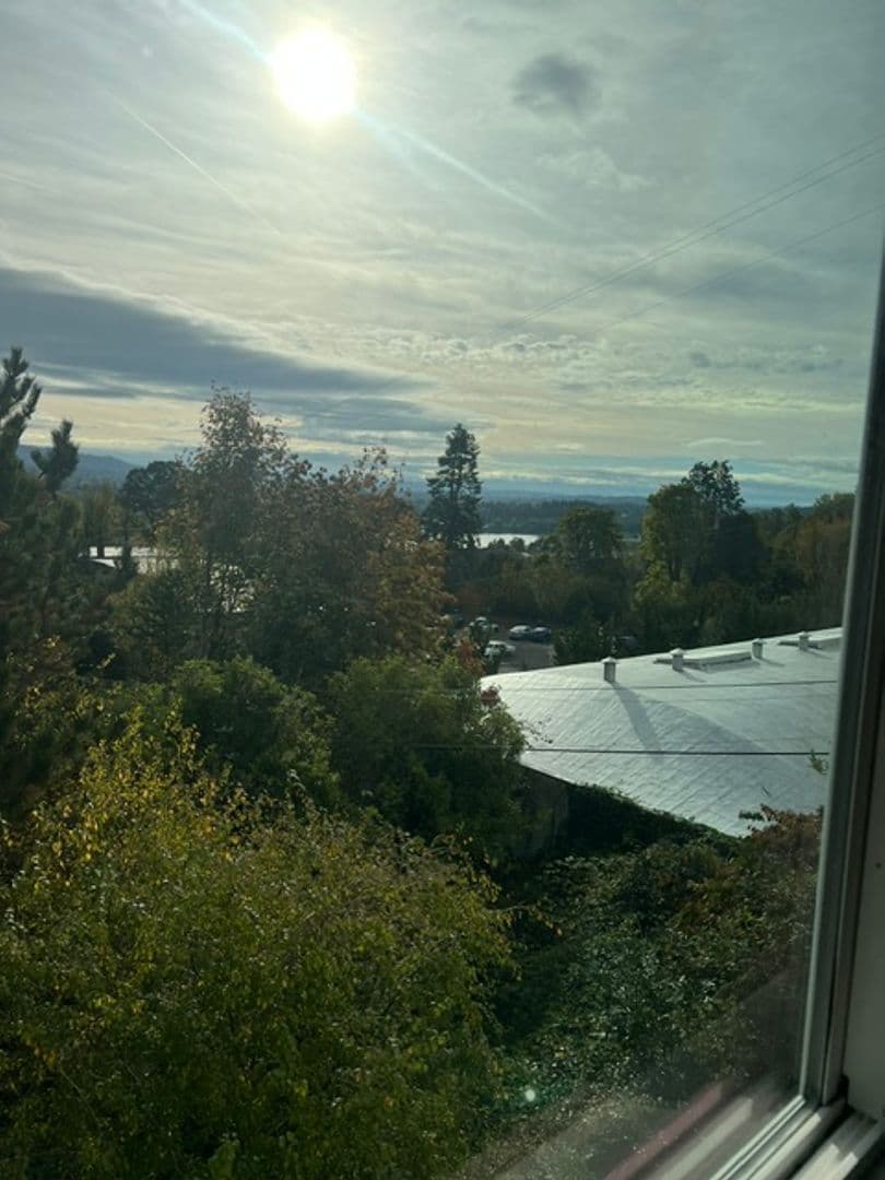 Portland Apartment: 4820 SW Barbur Blvd - 08