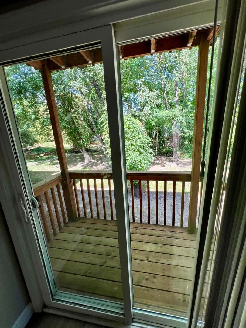 Beaverton Apartment: 10420 SW Kennedy St