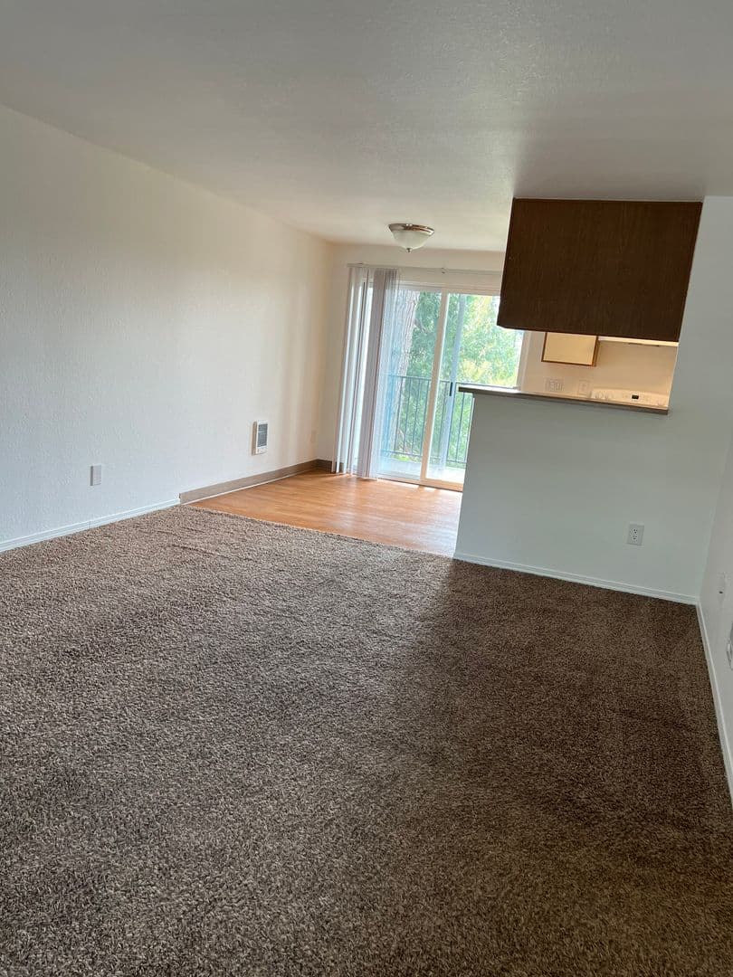 Portland Apartment: 12247 NW Cornell Rd