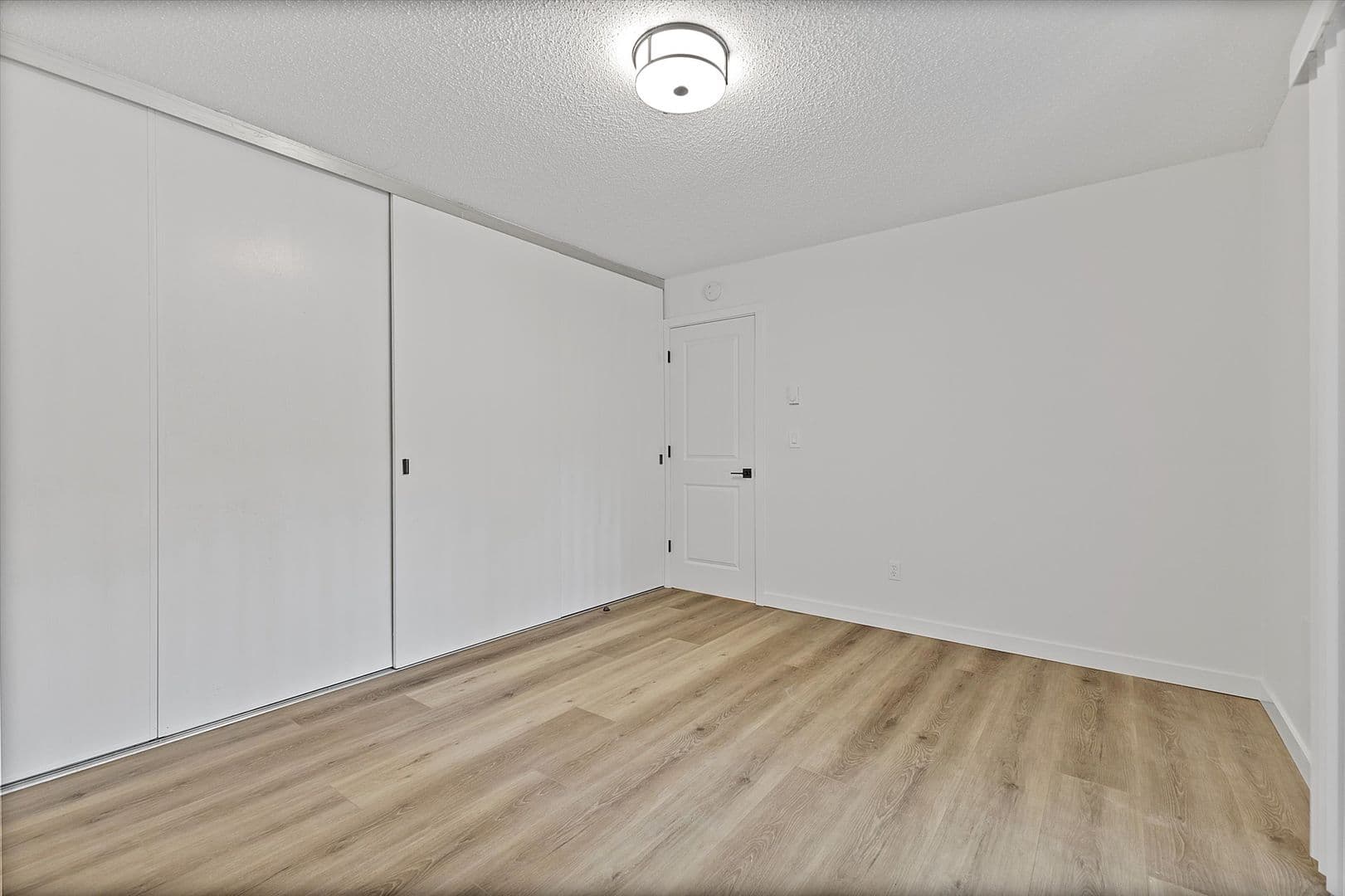 Beaverton Apartment: 11900 SW 5th St