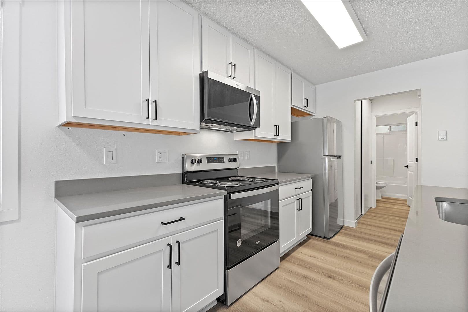 Beaverton Apartment: 11900 SW 5th St