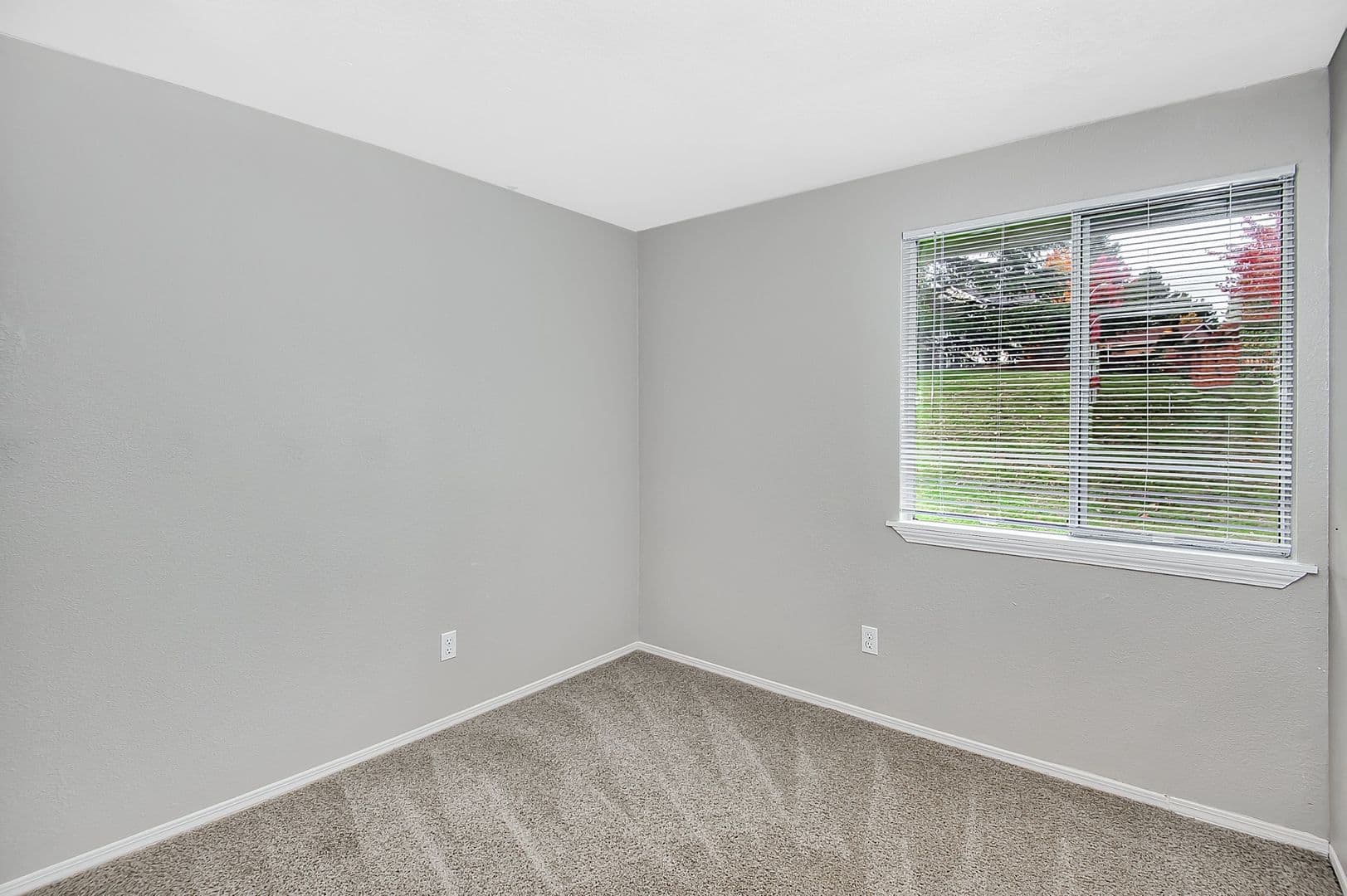 Portland Apartment: 12247 NW Cornell Rd