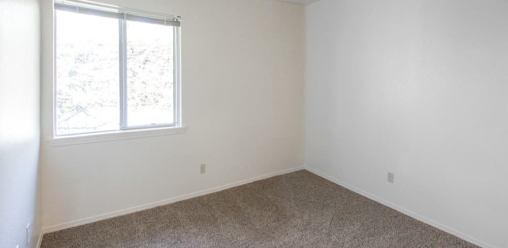 Portland Apartment: 12247 NW Cornell Rd