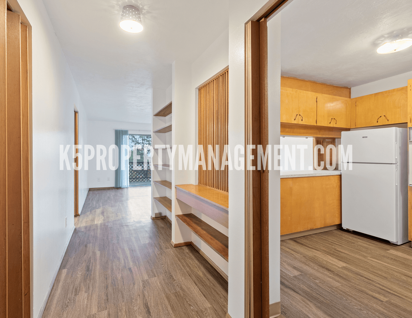 Portland Apartment: 4820 SW Barbur Blvd - 04