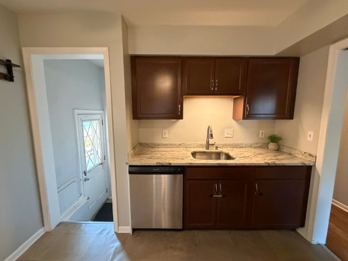Dearborn Heights House: 4512 Raymond Ave