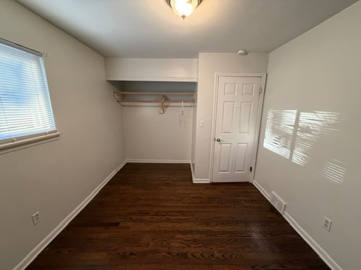 Dearborn Heights House: 4512 Raymond Ave