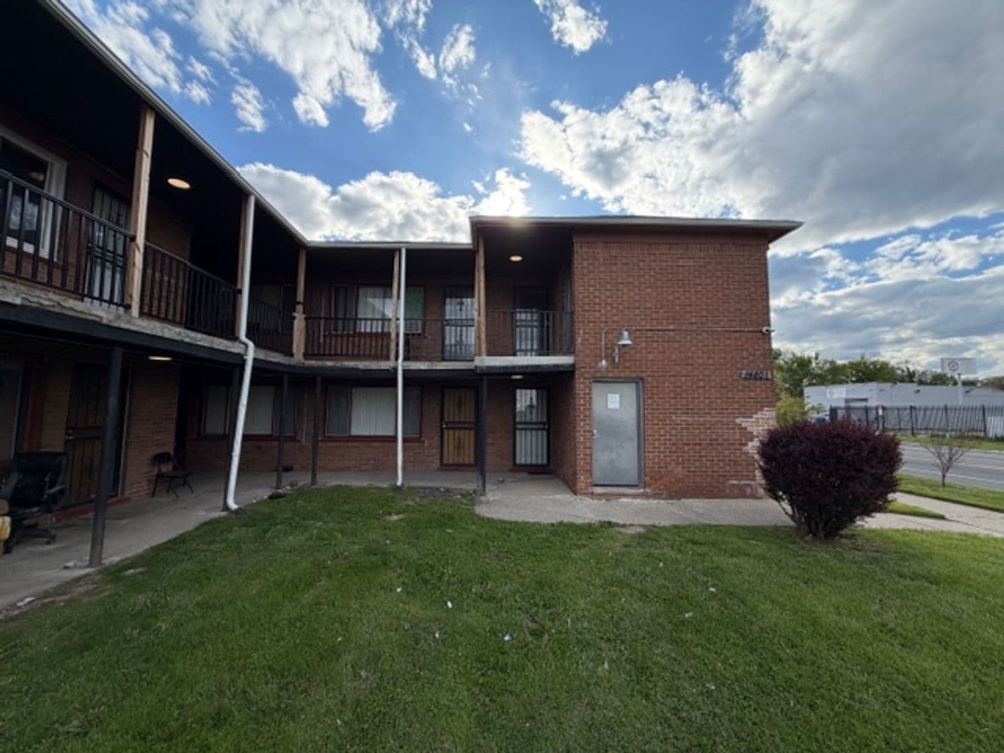 Detroit Apartment: 14801 Joy Rd