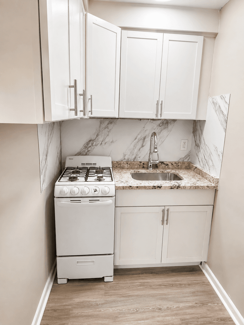Detroit Apartment: 14801 Joy Rd