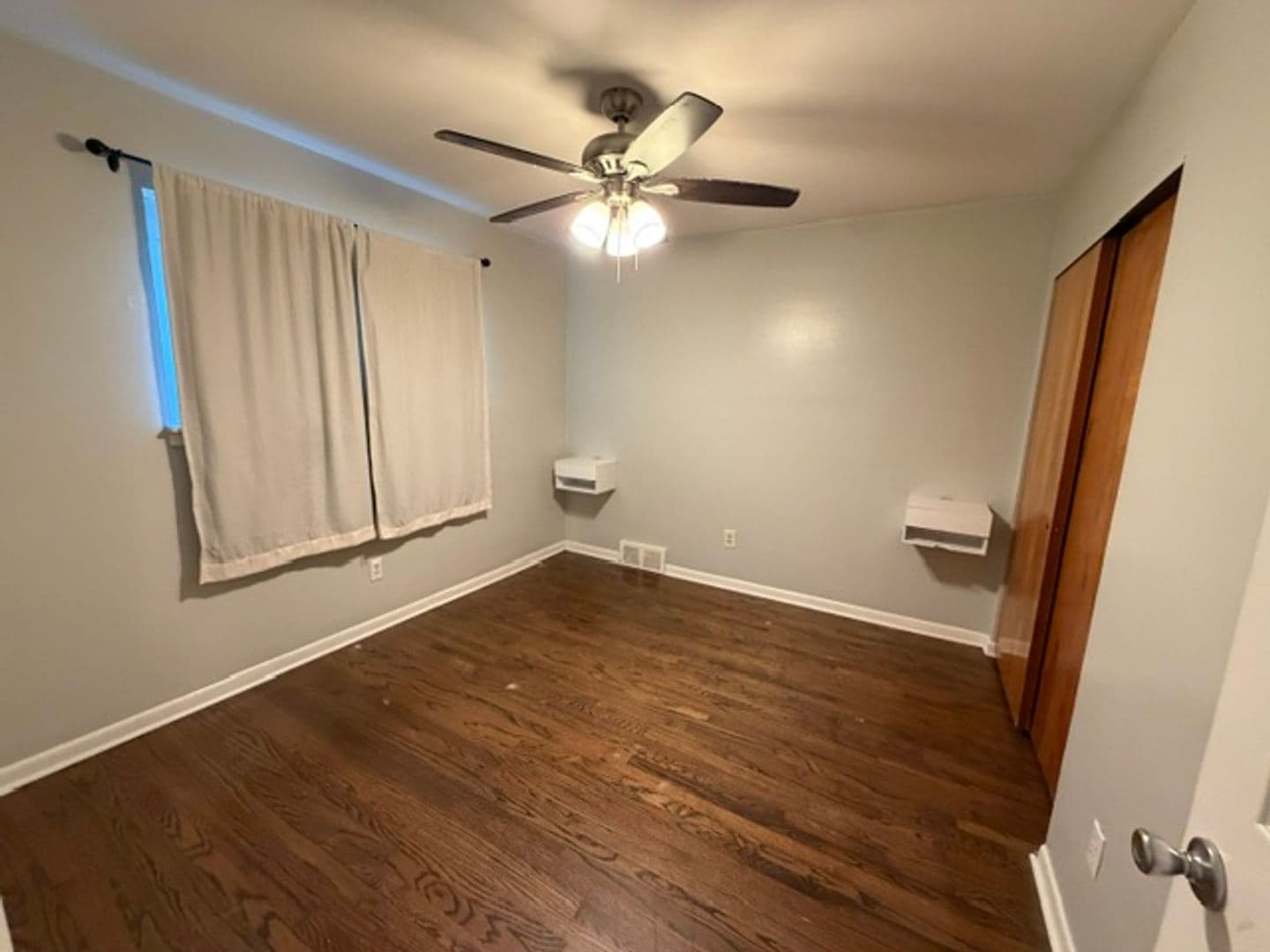 Dearborn Heights House: 4512 Raymond Ave