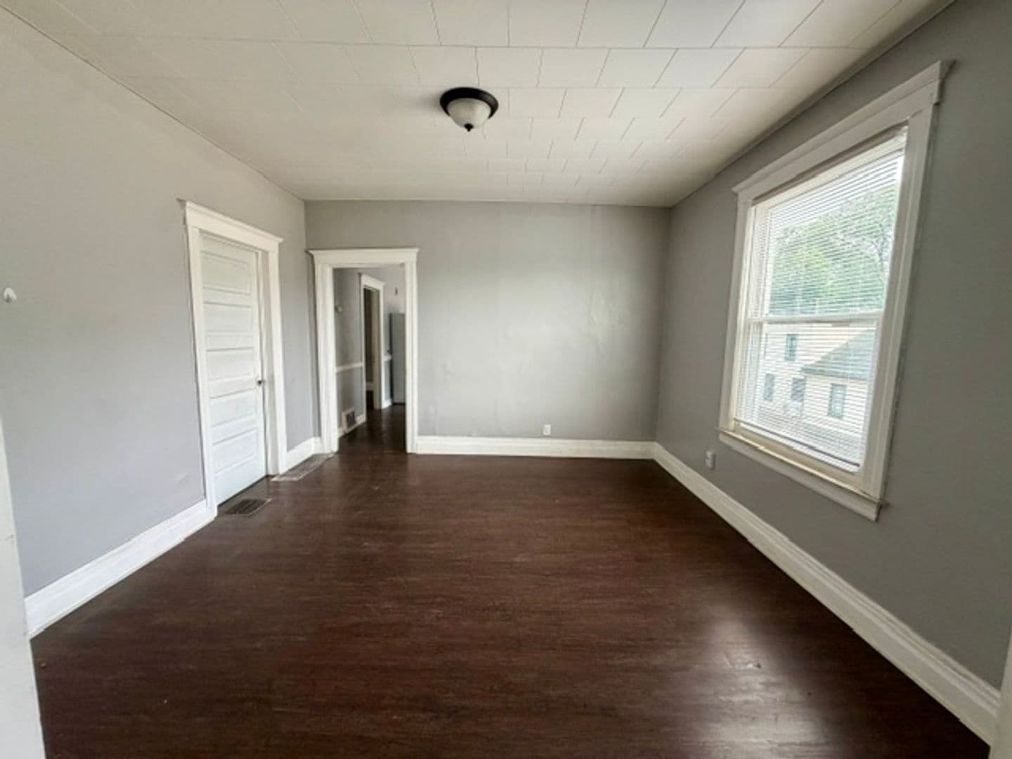 Detroit Apartment: 1998/2000 Hubbard