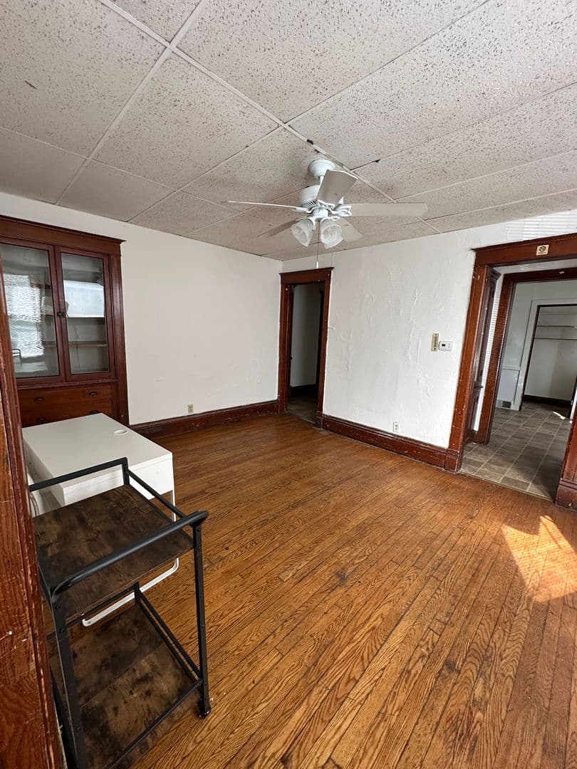 Madison Apartment: 146-48 W Gorham St