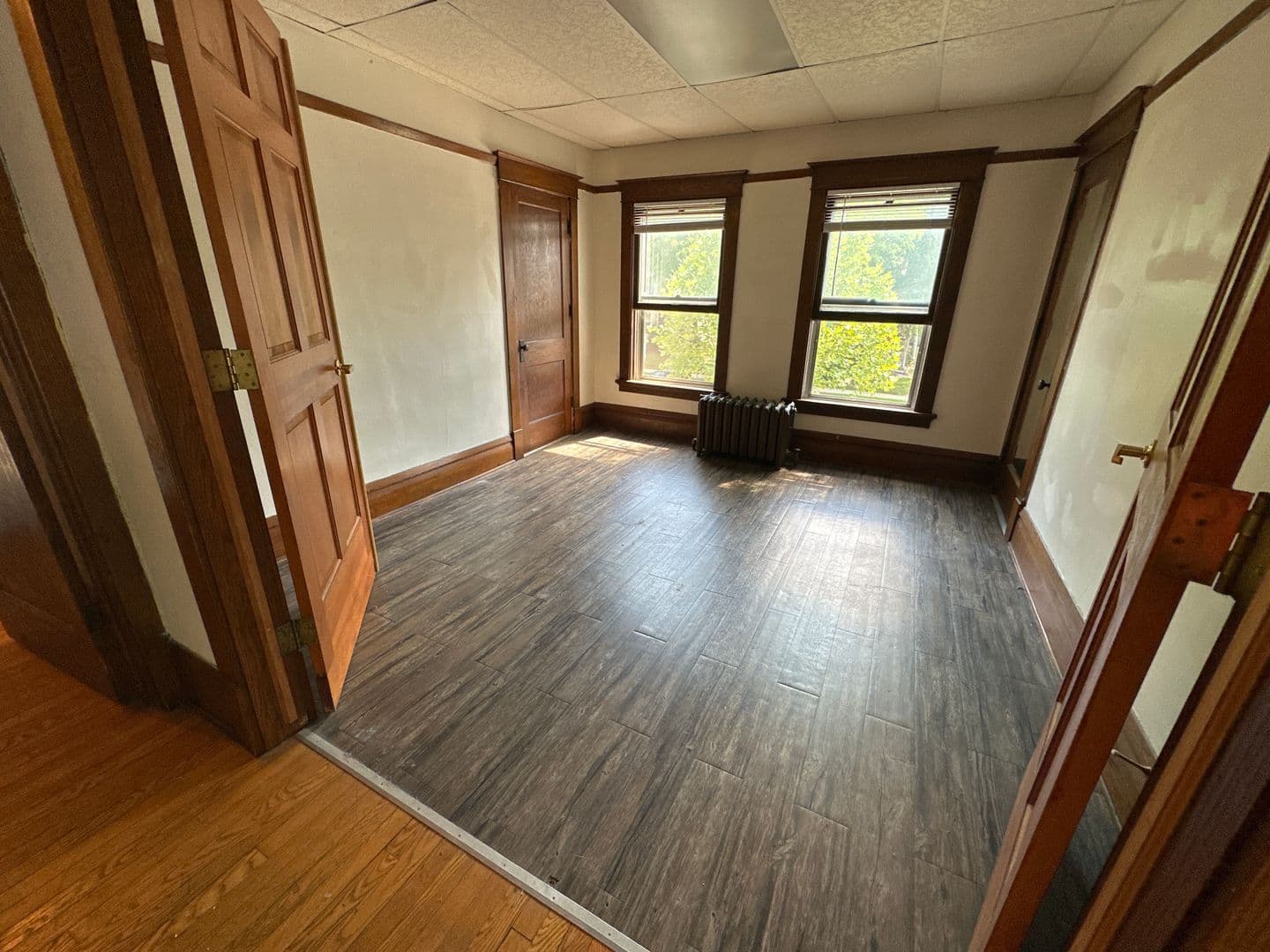 Madison Apartment: 1132-34 Mound St