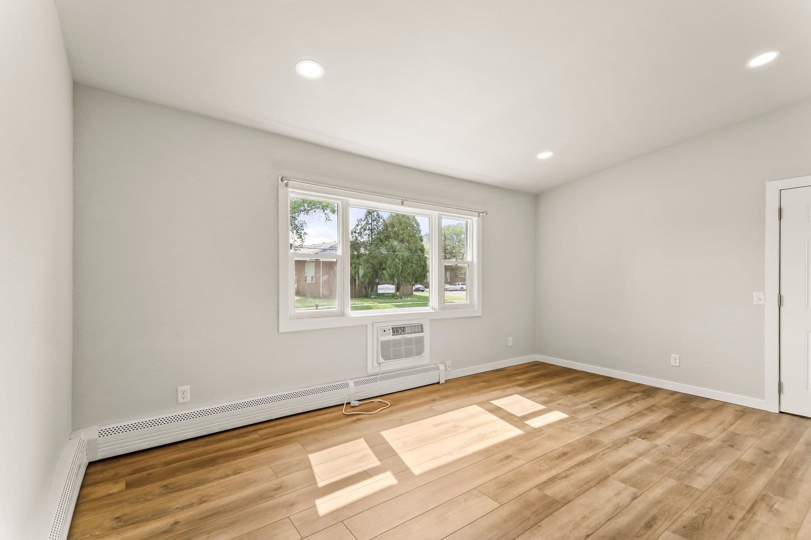 Sun Prairie Apartment: 124 - 132 - 208 - 224 S Bird St.