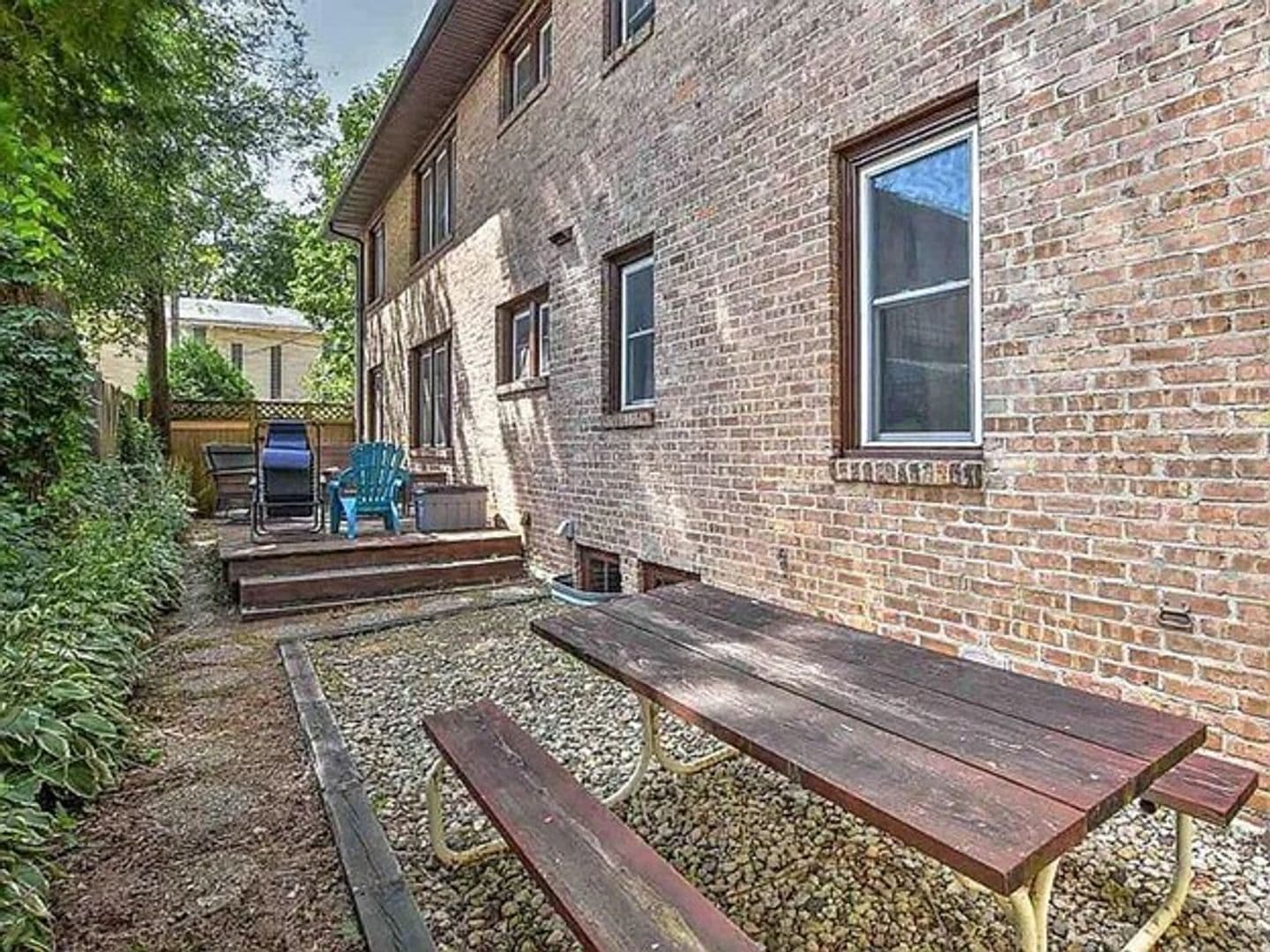 Madison Apartment: 413 Chamberlain Ave.