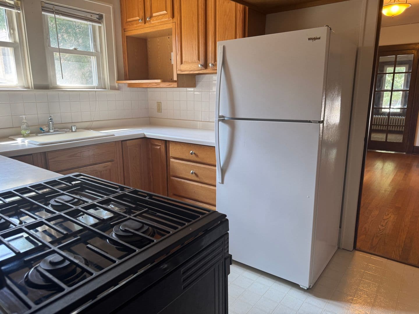 Madison Apartment: 413 Chamberlain Ave.