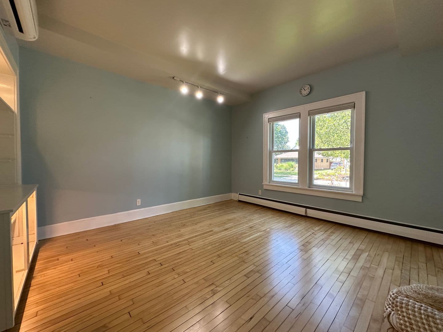 Madison House: 959 Lawrence St
