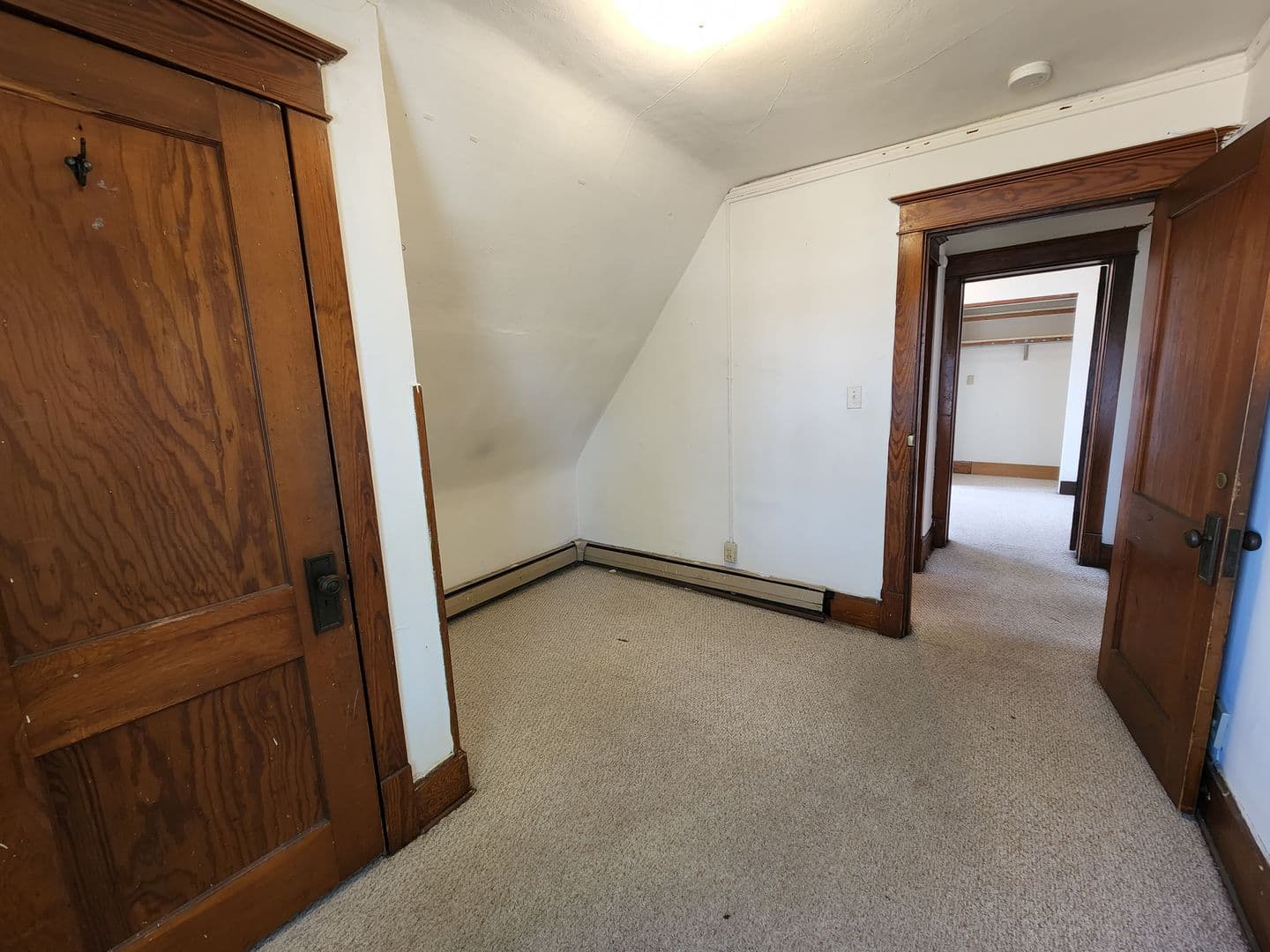 Madison Apartment: 10 S. Orchard St