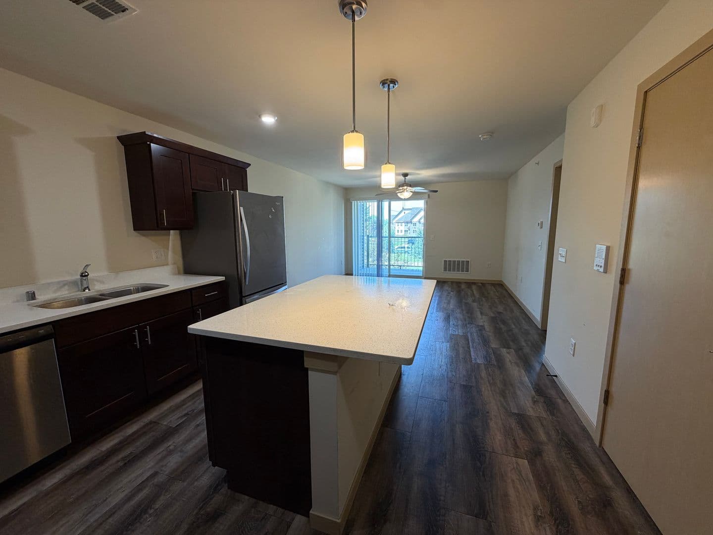 Sun Prairie Apartment: 1174 Stonewood Crossing