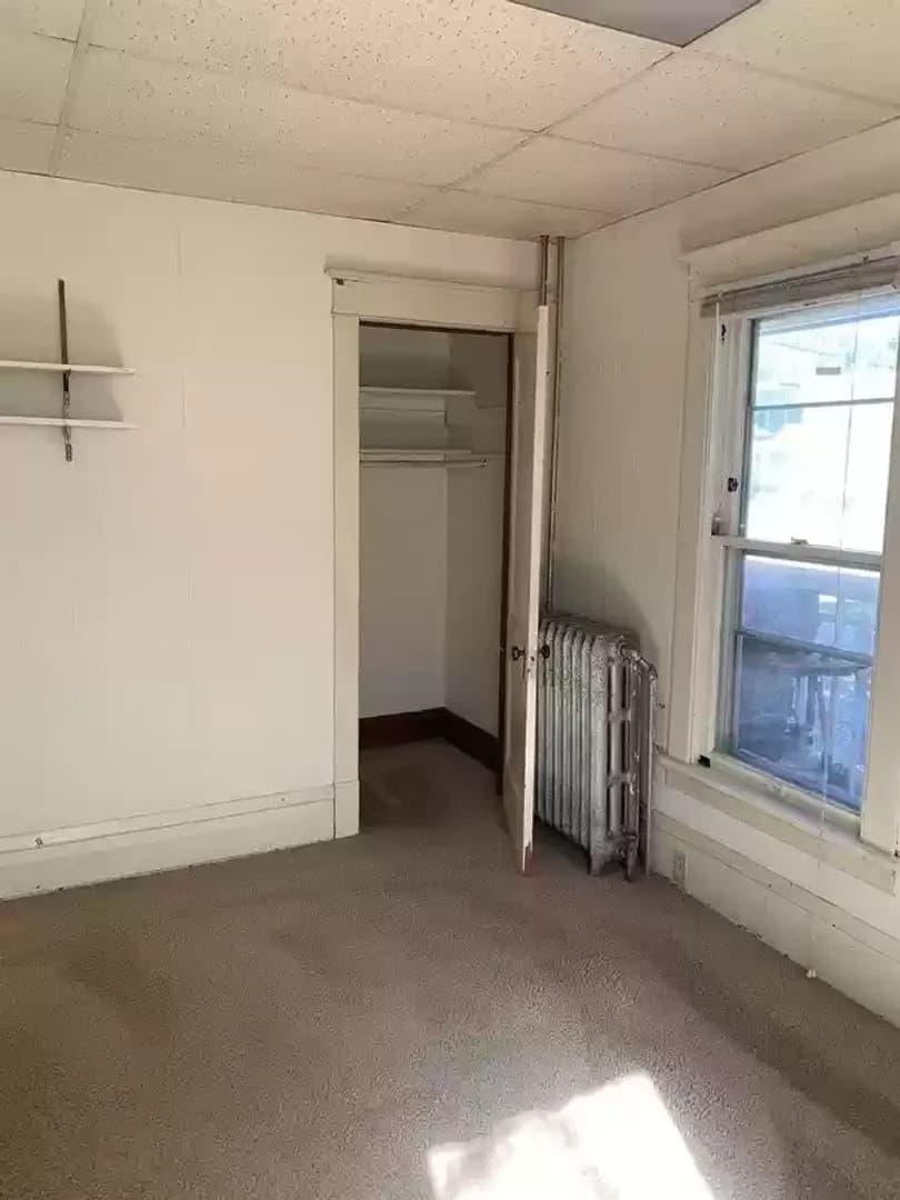Madison Apartment: 1132-34 Mound St