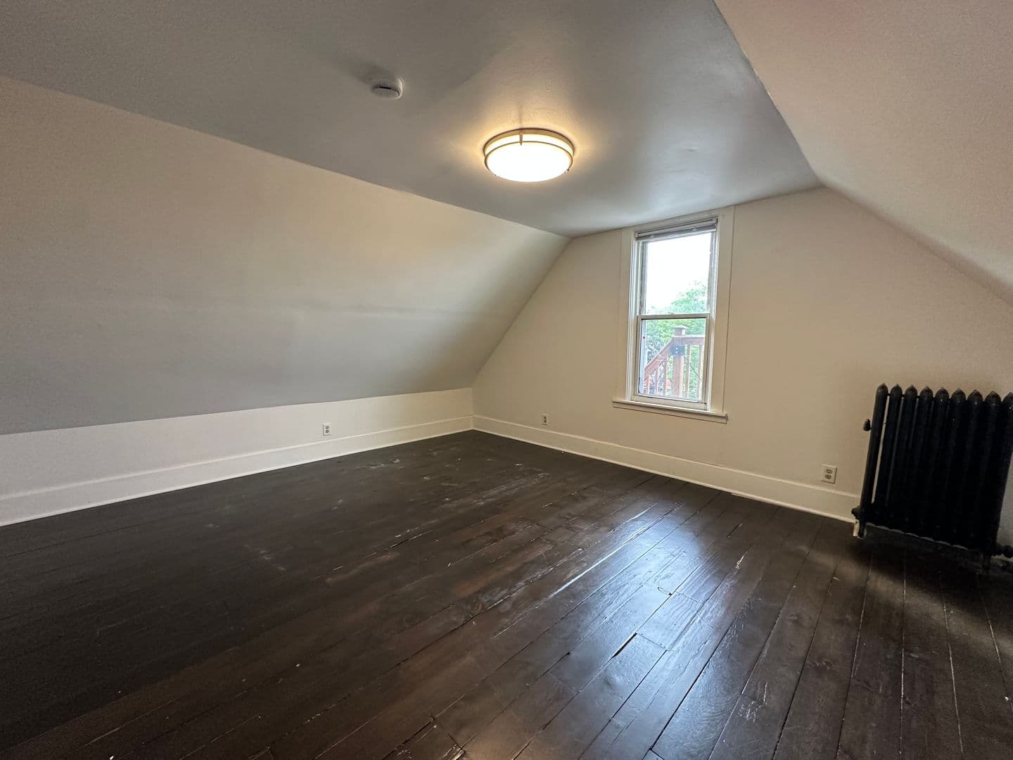 Madison Apartment: 522 E. Main Street