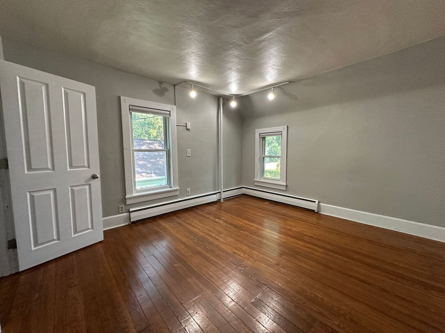 Madison House: 959 Lawrence St
