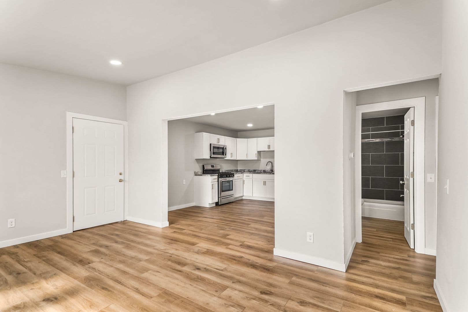 Sun Prairie Apartment: 124 - 132 - 208 - 224 S Bird St.