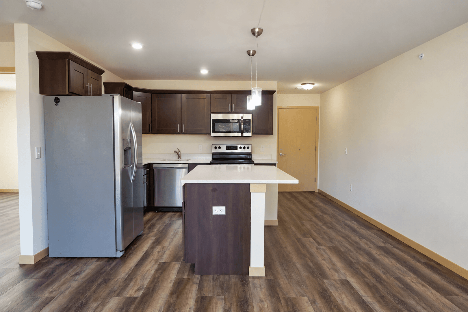 Sun Prairie Apartment: 1174 Stonewood Crossing