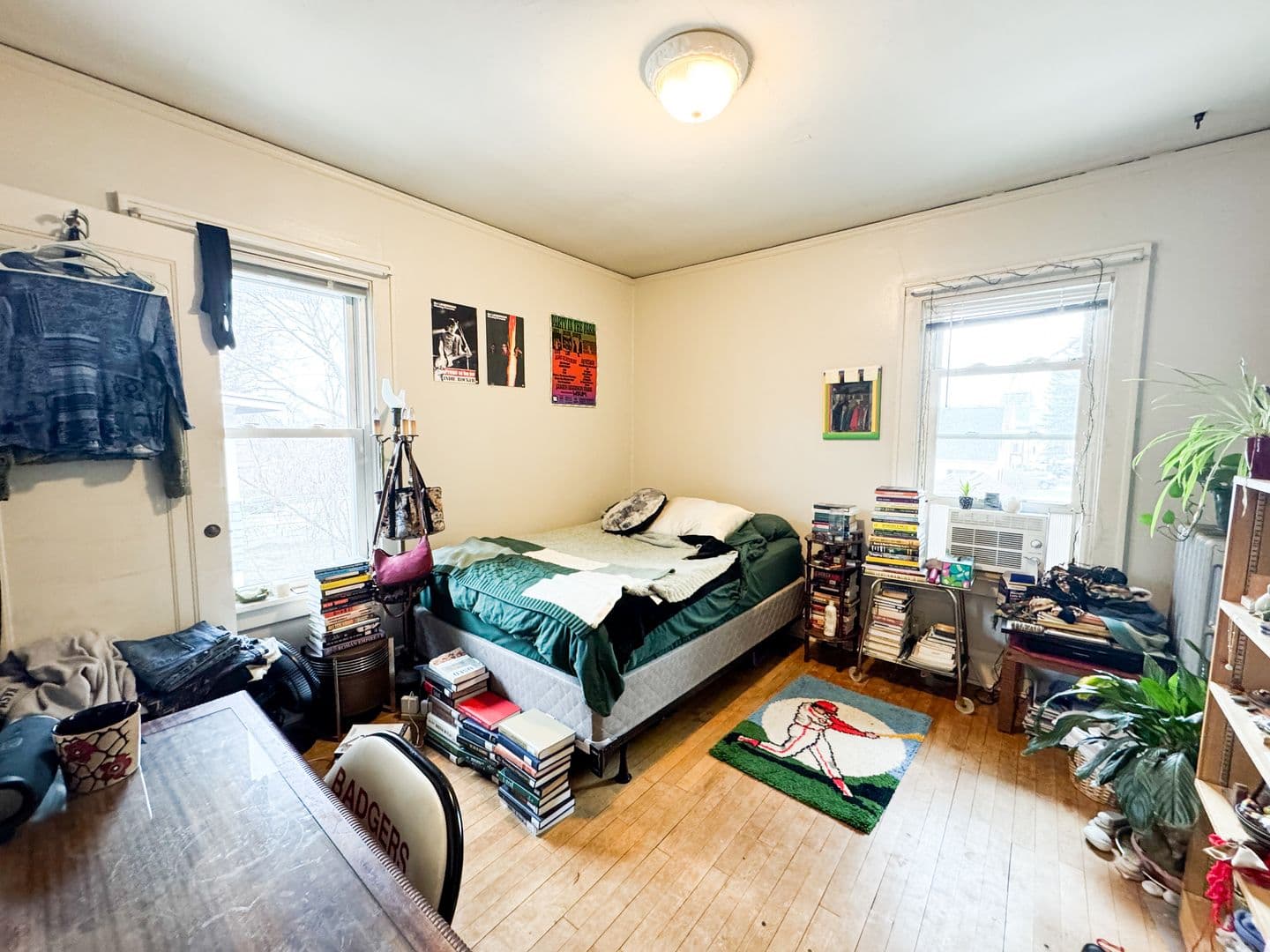 Madison Apartment: 413 Chamberlain Ave.
