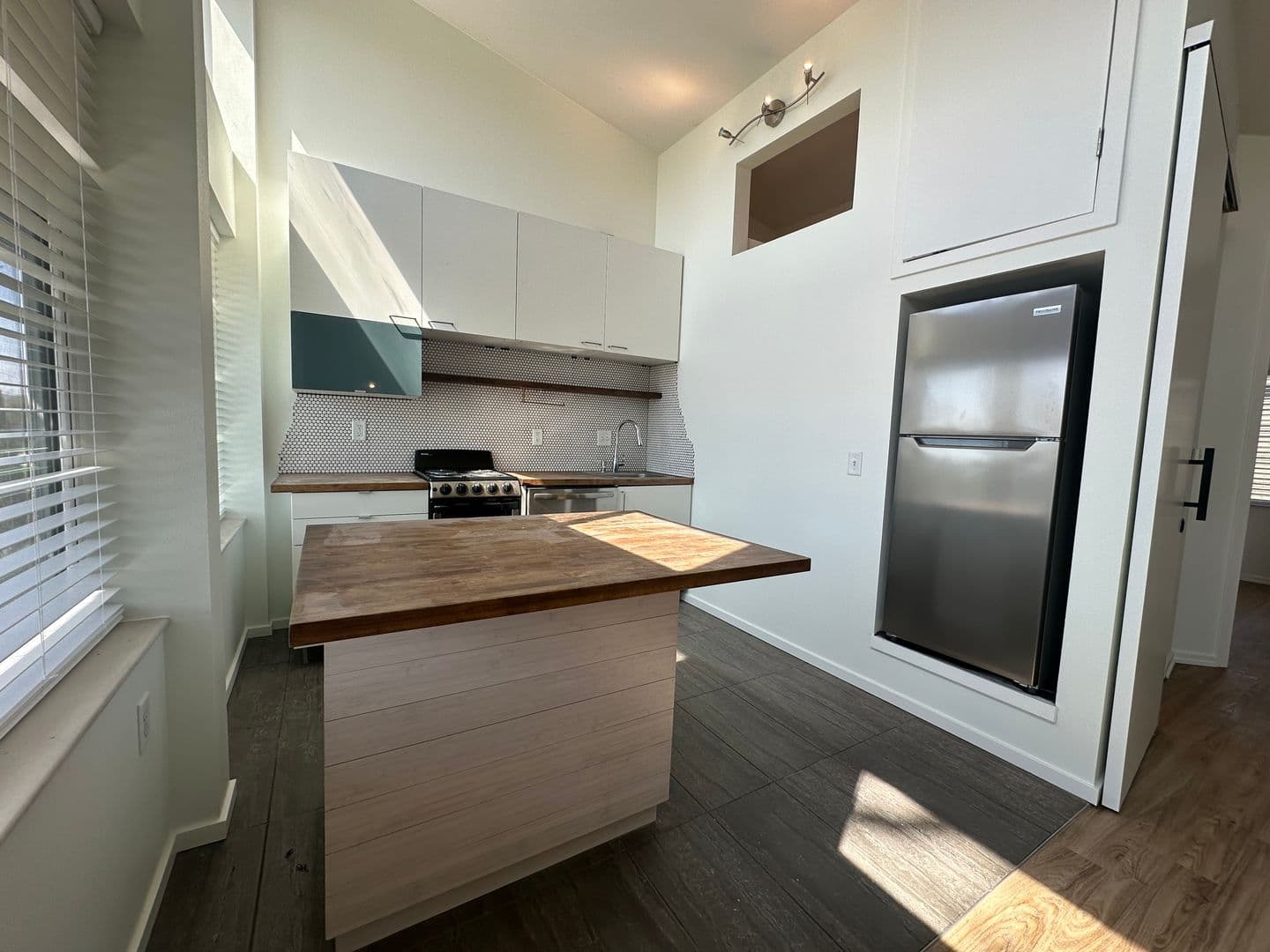 Fitchburg Apartment: 3050 Anderberg - 10