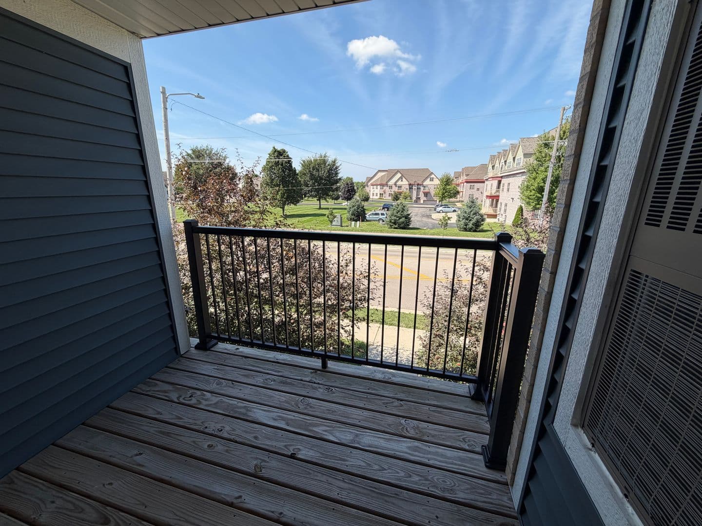 Sun Prairie Apartment: 1174 Stonewood Crossing
