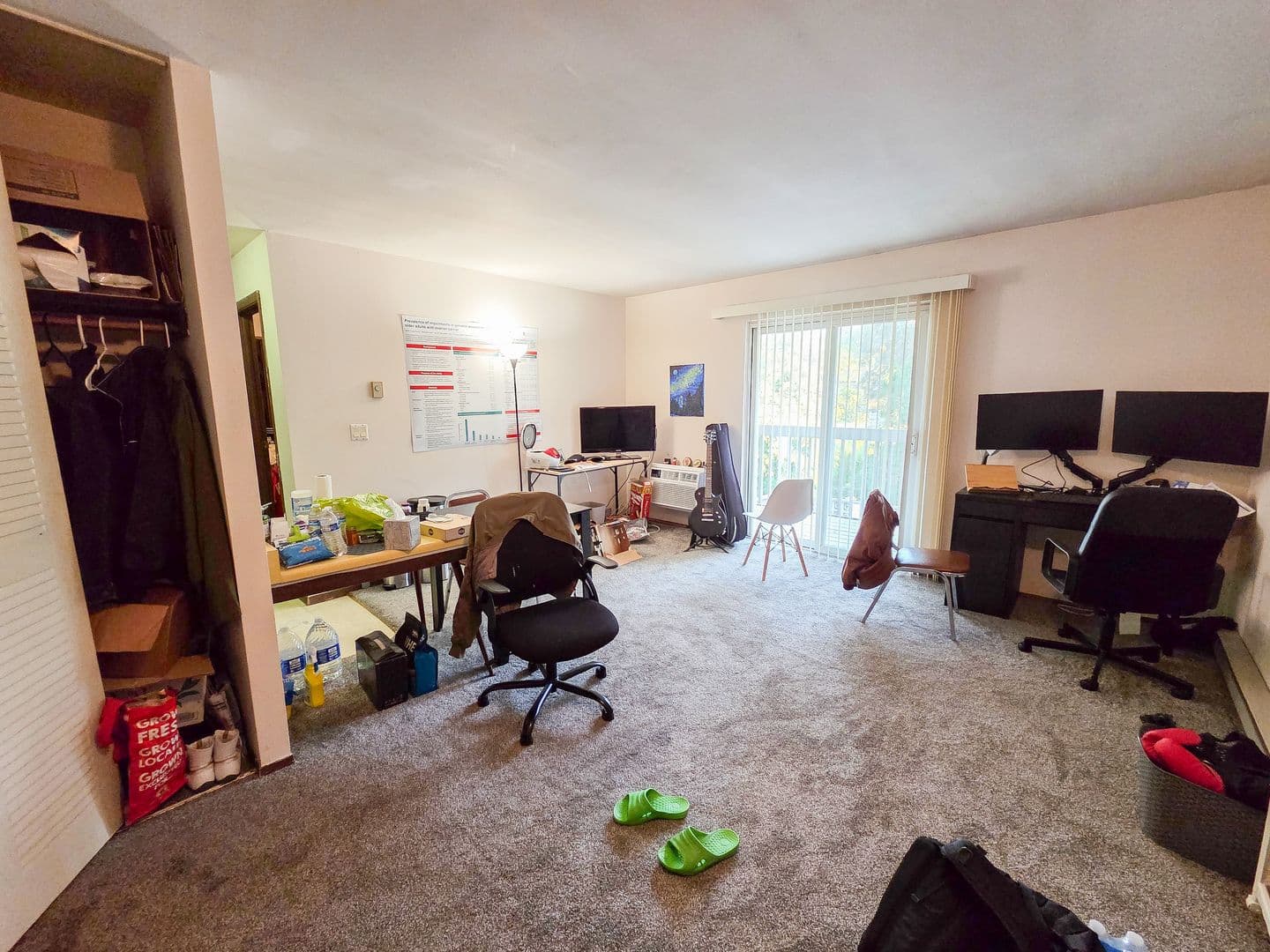 Madison Apartment: 2601 University Avenue