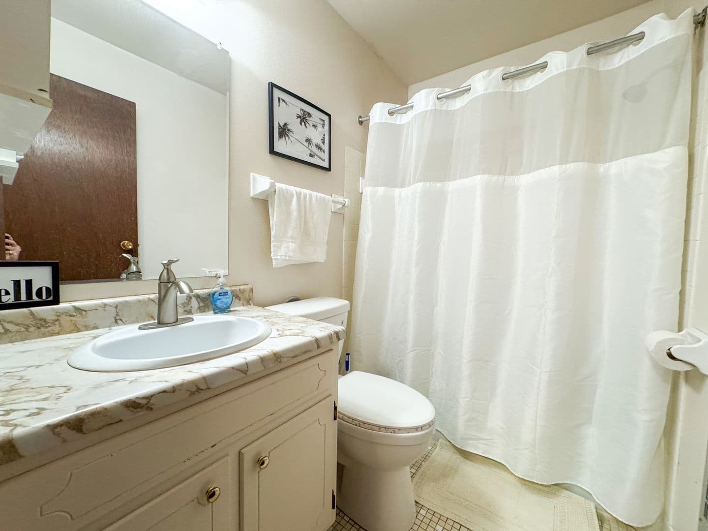 Madison Apartment: 2601 University Avenue
