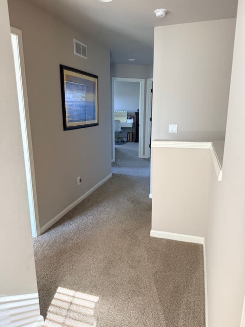 McFarland House: 6142 Pine Ridge Way