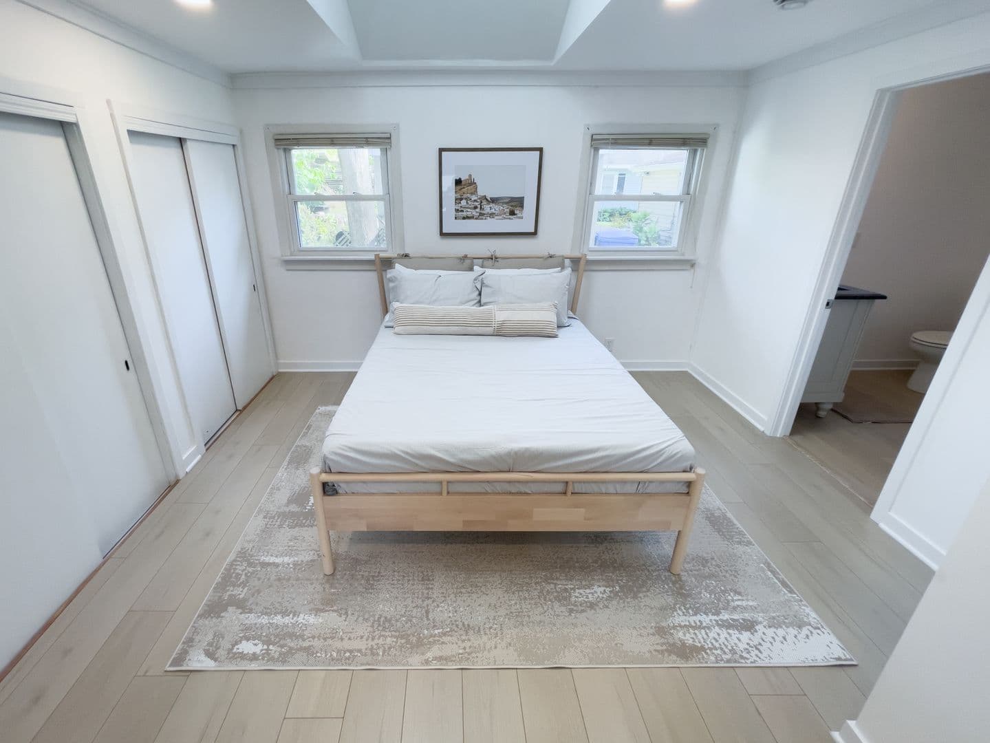 Stoughton House: 3089 Sunnyside St.
