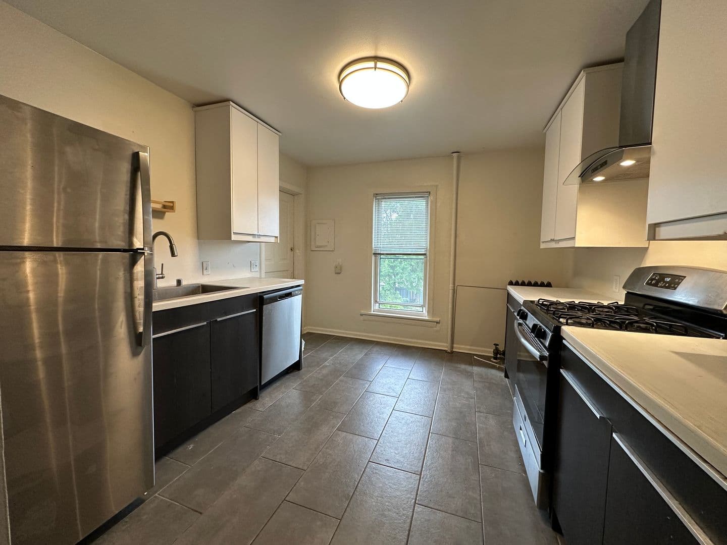 Madison Apartment: 522 E. Main Street