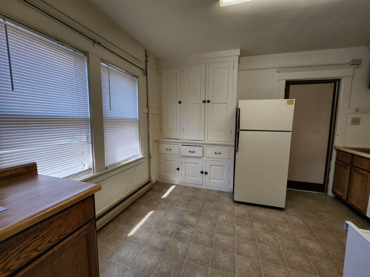 Madison Apartment: 10 S. Orchard St