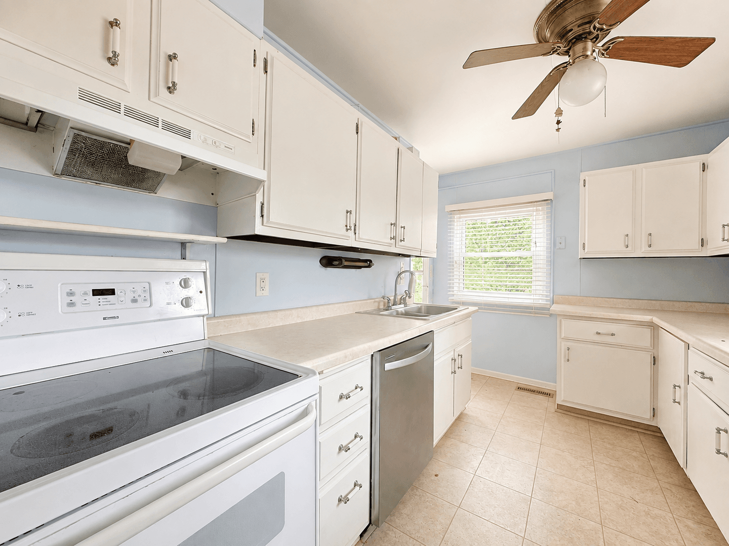 Madison House: 4318 Sheffield Road