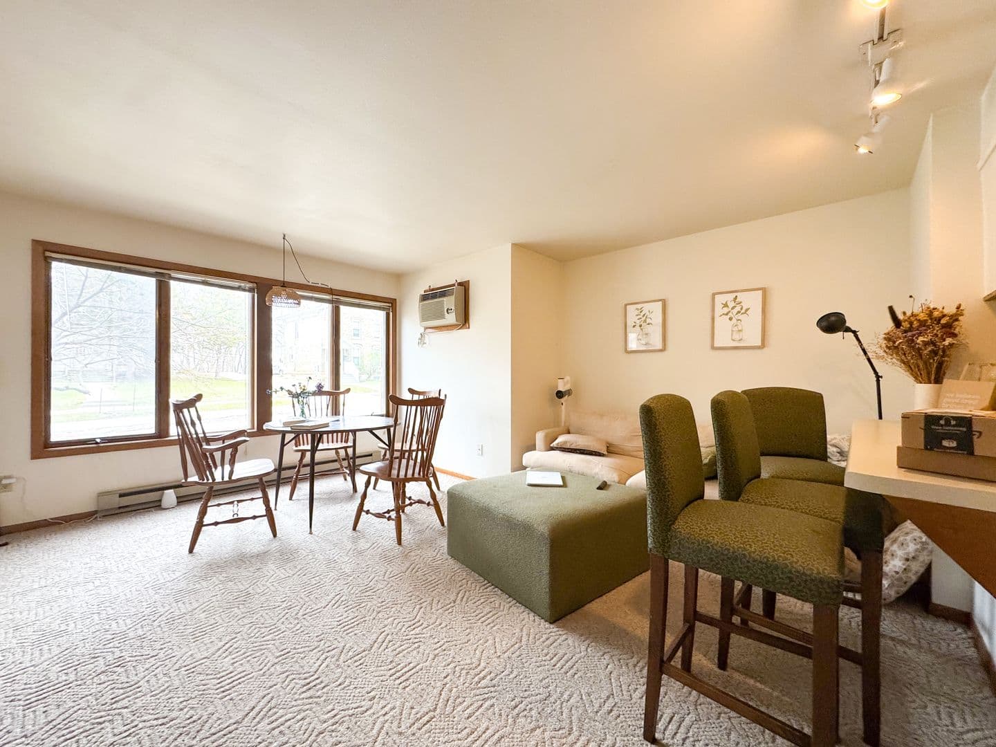 Madison Apartment: 432-436 West Wilson Street