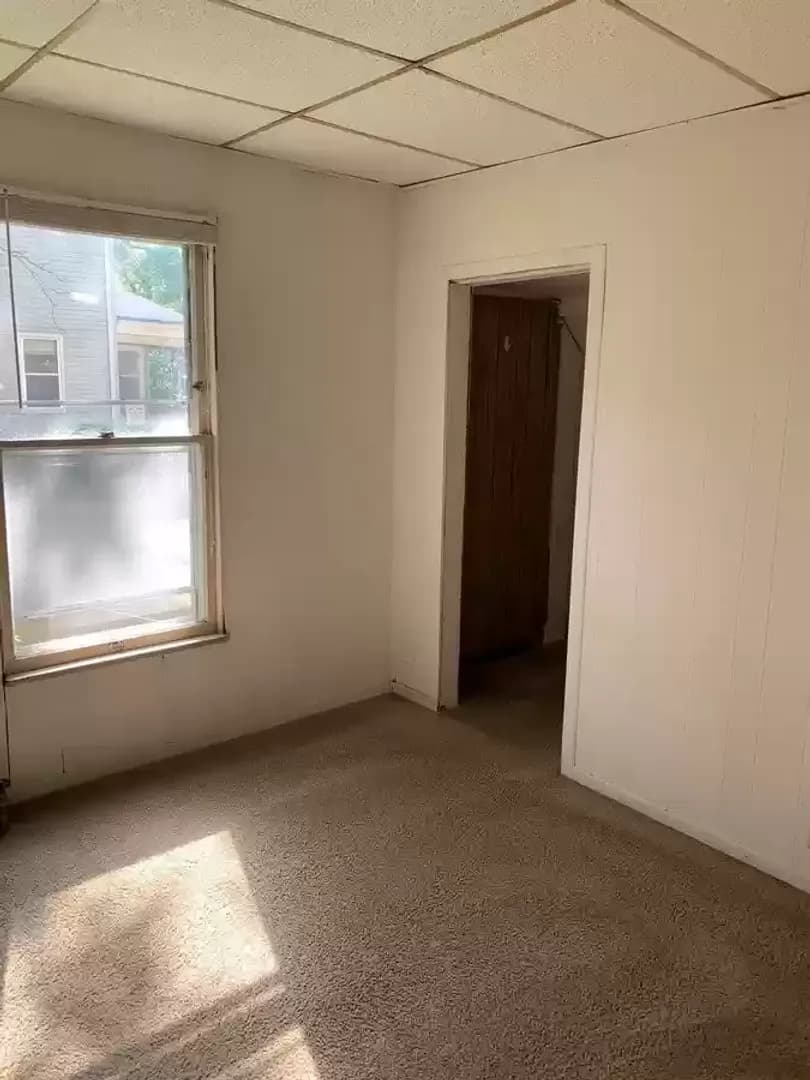 Madison Apartment: 1132-34 Mound St
