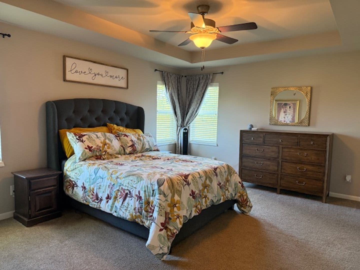 McFarland House: 6142 Pine Ridge Way