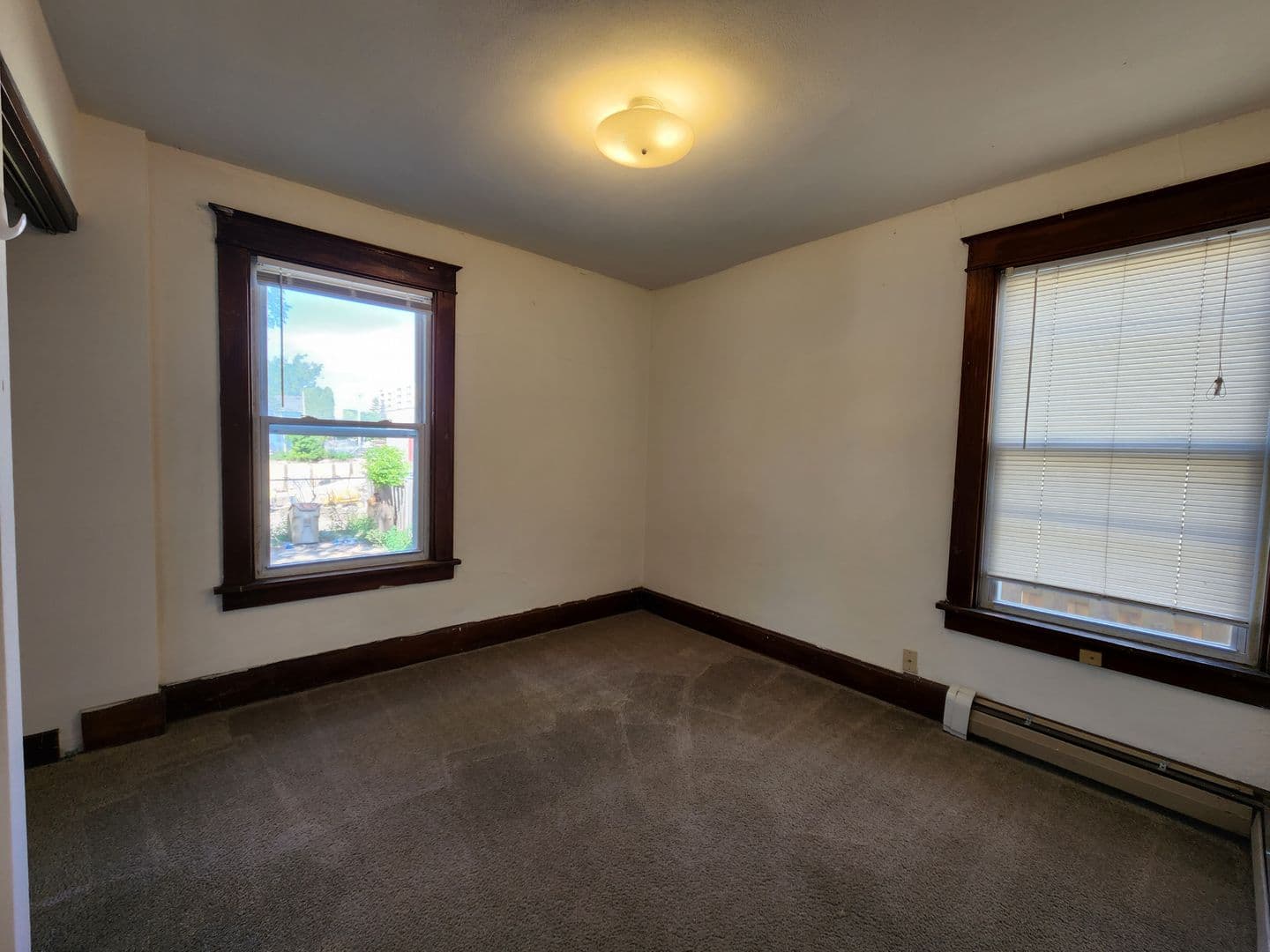 Madison Apartment: 10 S. Orchard St