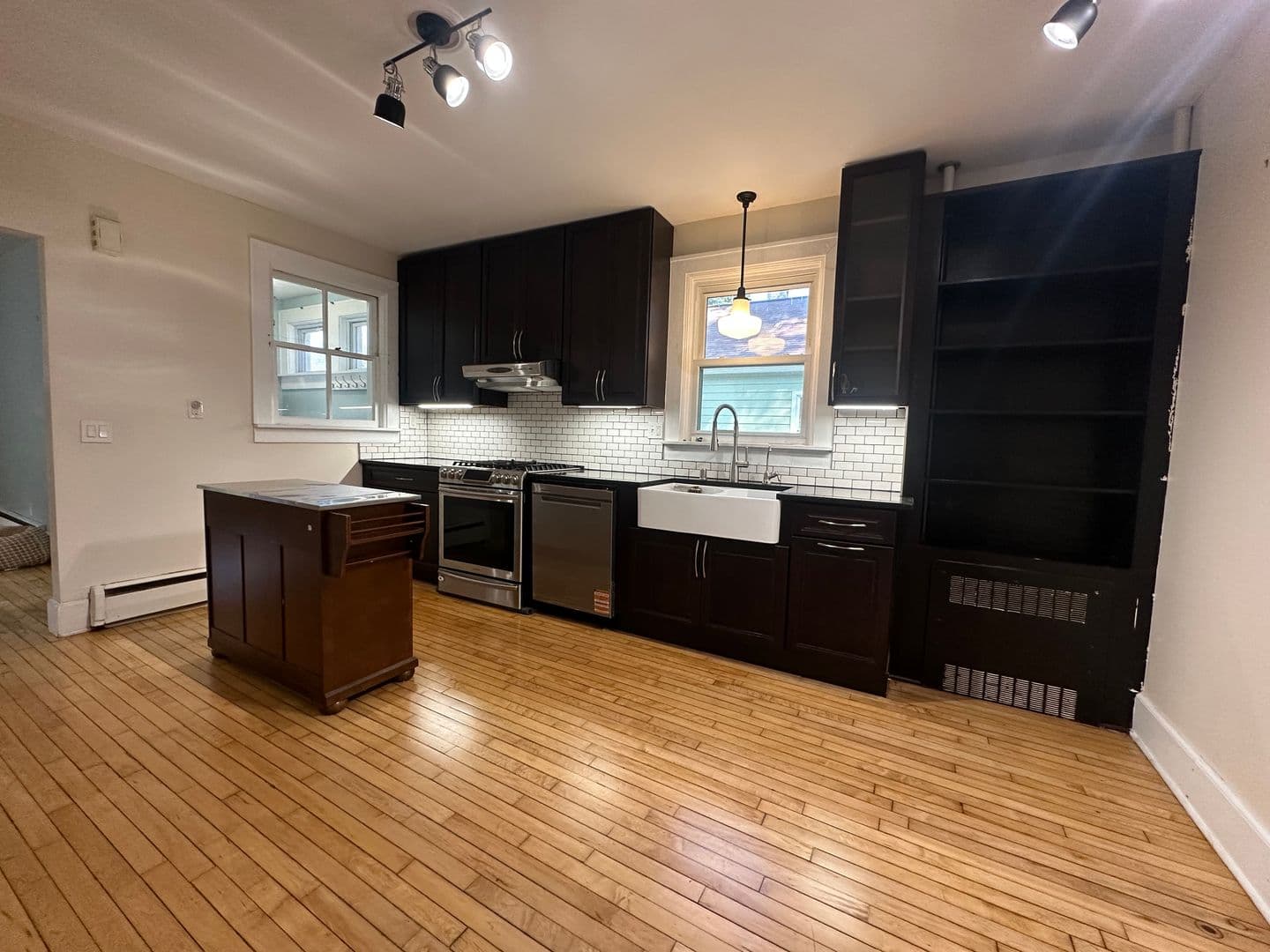 Madison House: 959 Lawrence St