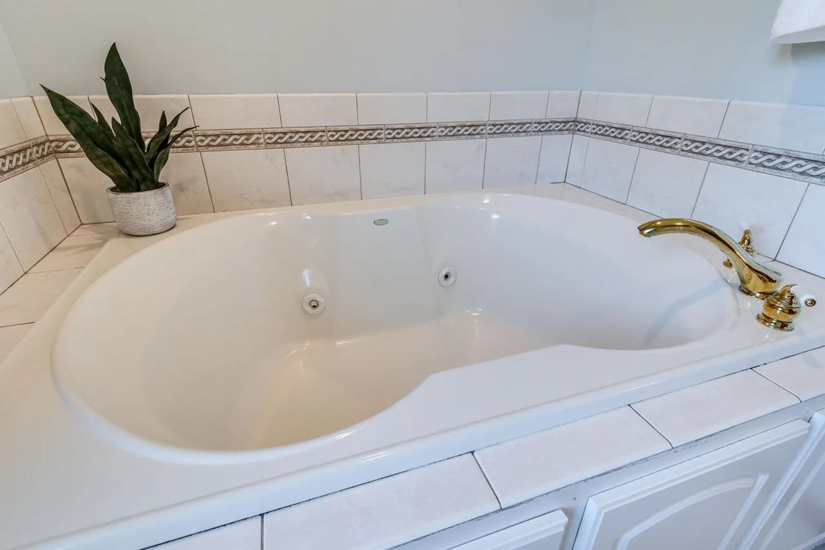 Sun Prairie House: 1245 St. Patrick Way