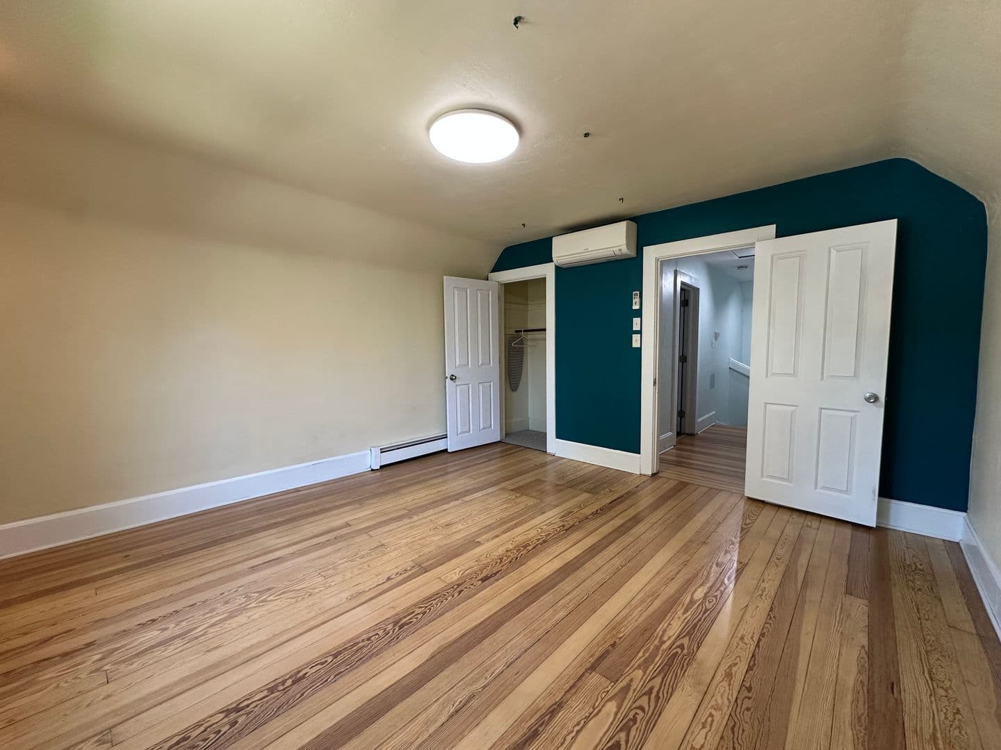 Madison House: 959 Lawrence St