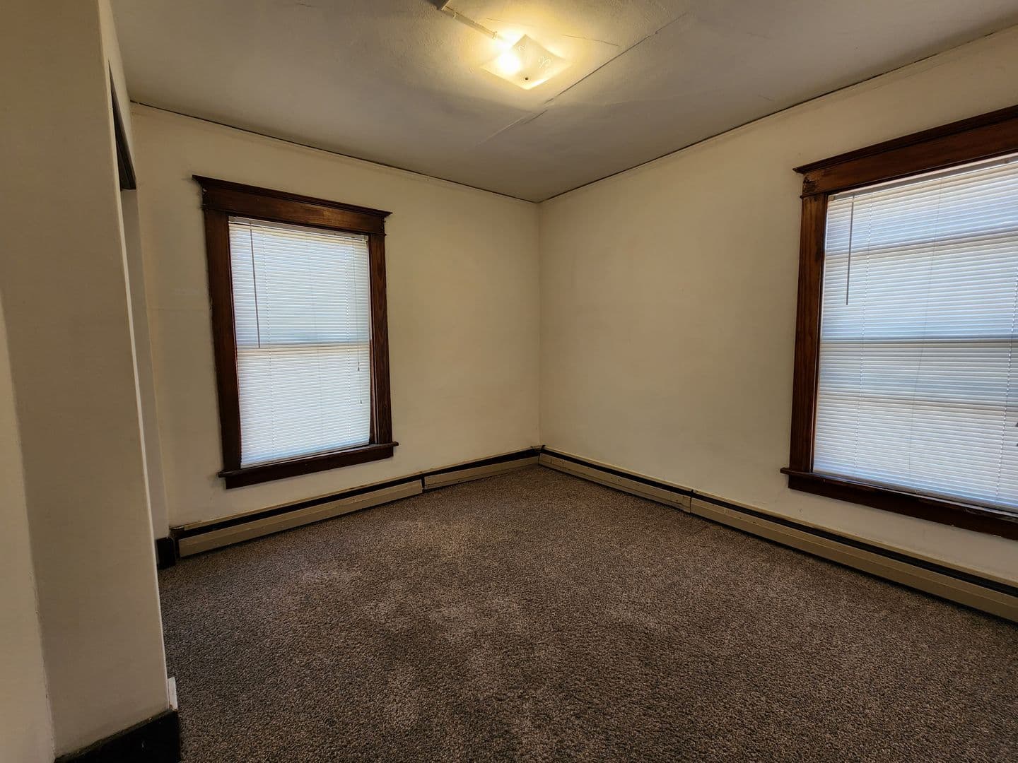 Madison Apartment: 10 S. Orchard St