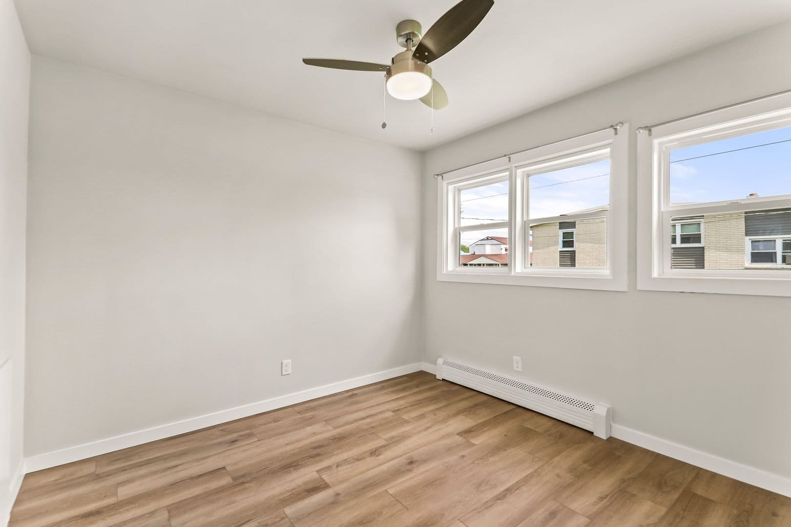 Sun Prairie Apartment: 124 - 132 - 208 - 224 S Bird St.
