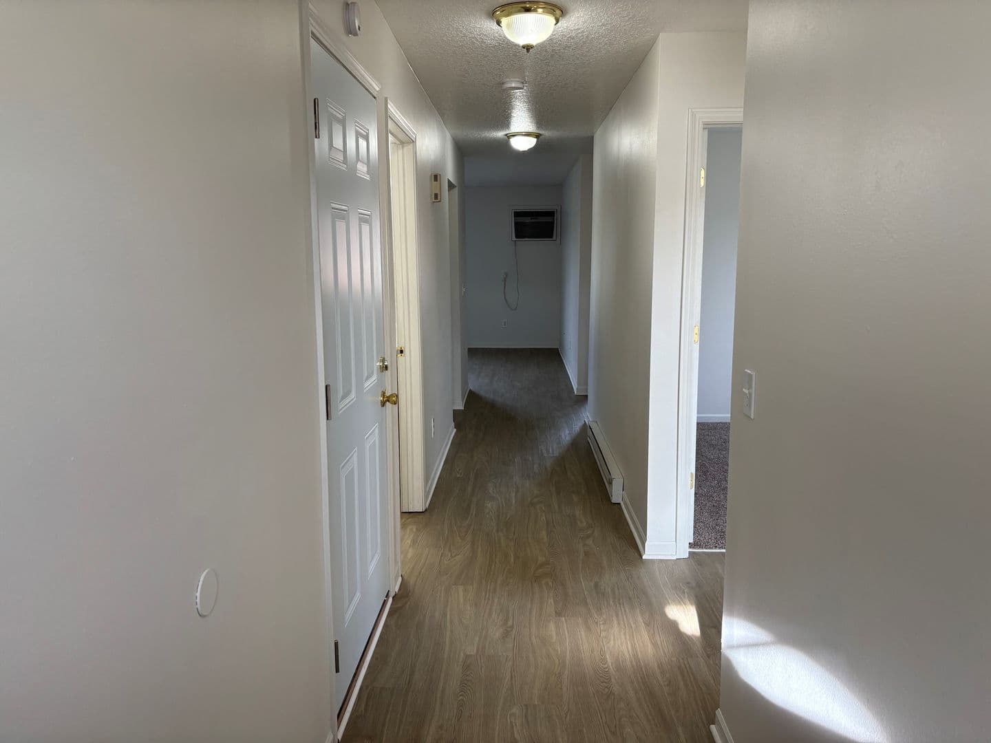 Prairie City Apartment: 107 W Steenhoek St