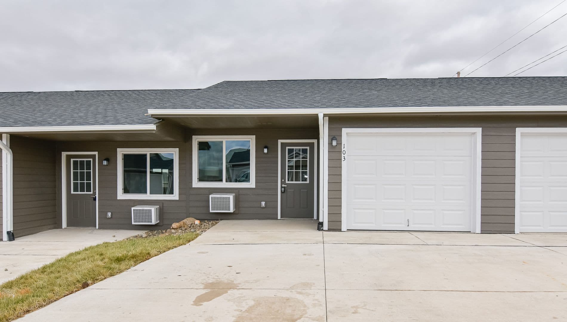 Corydon Multiplex: 2218 Newton Road