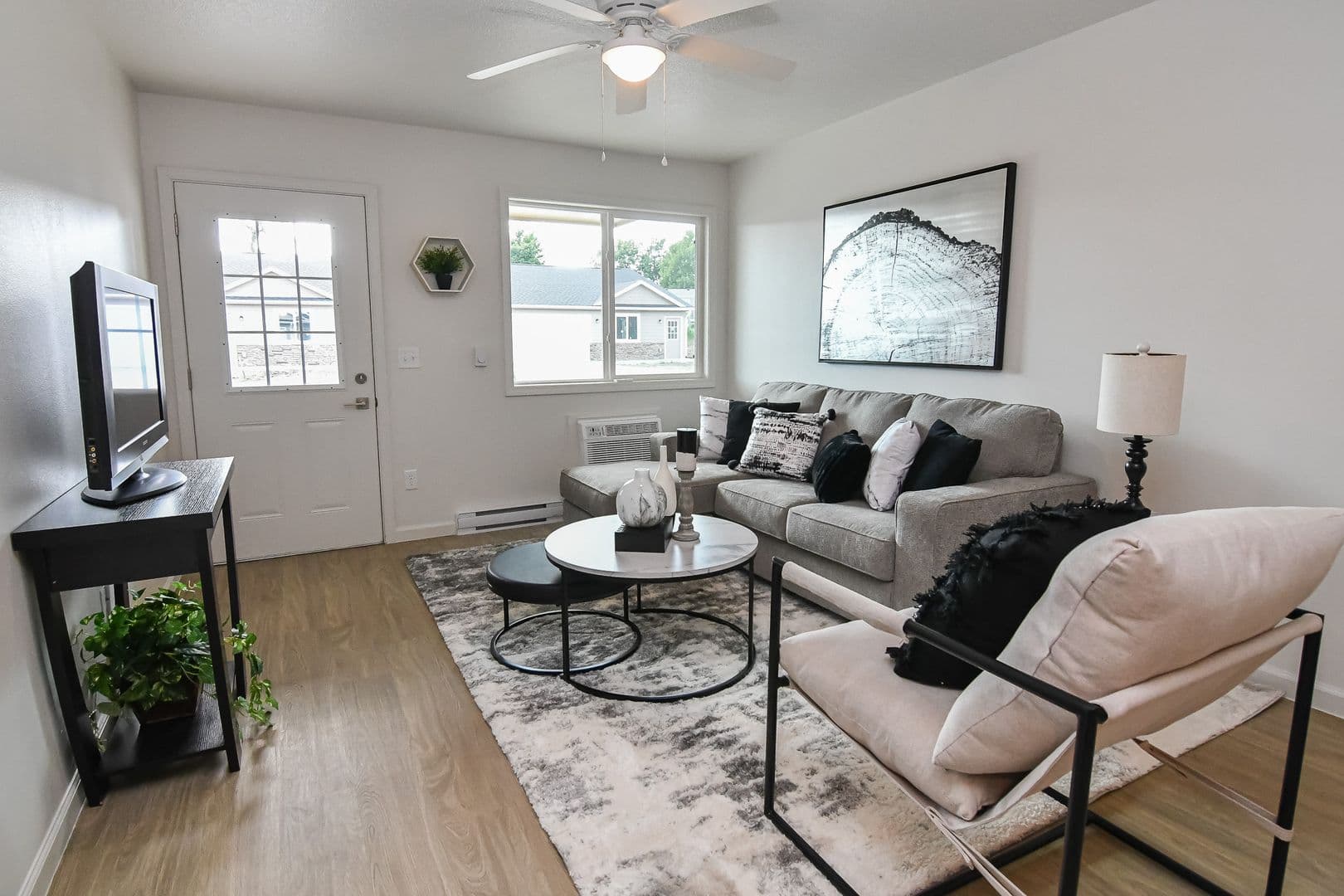 Knoxville Townhome: 471 W Bell Ave