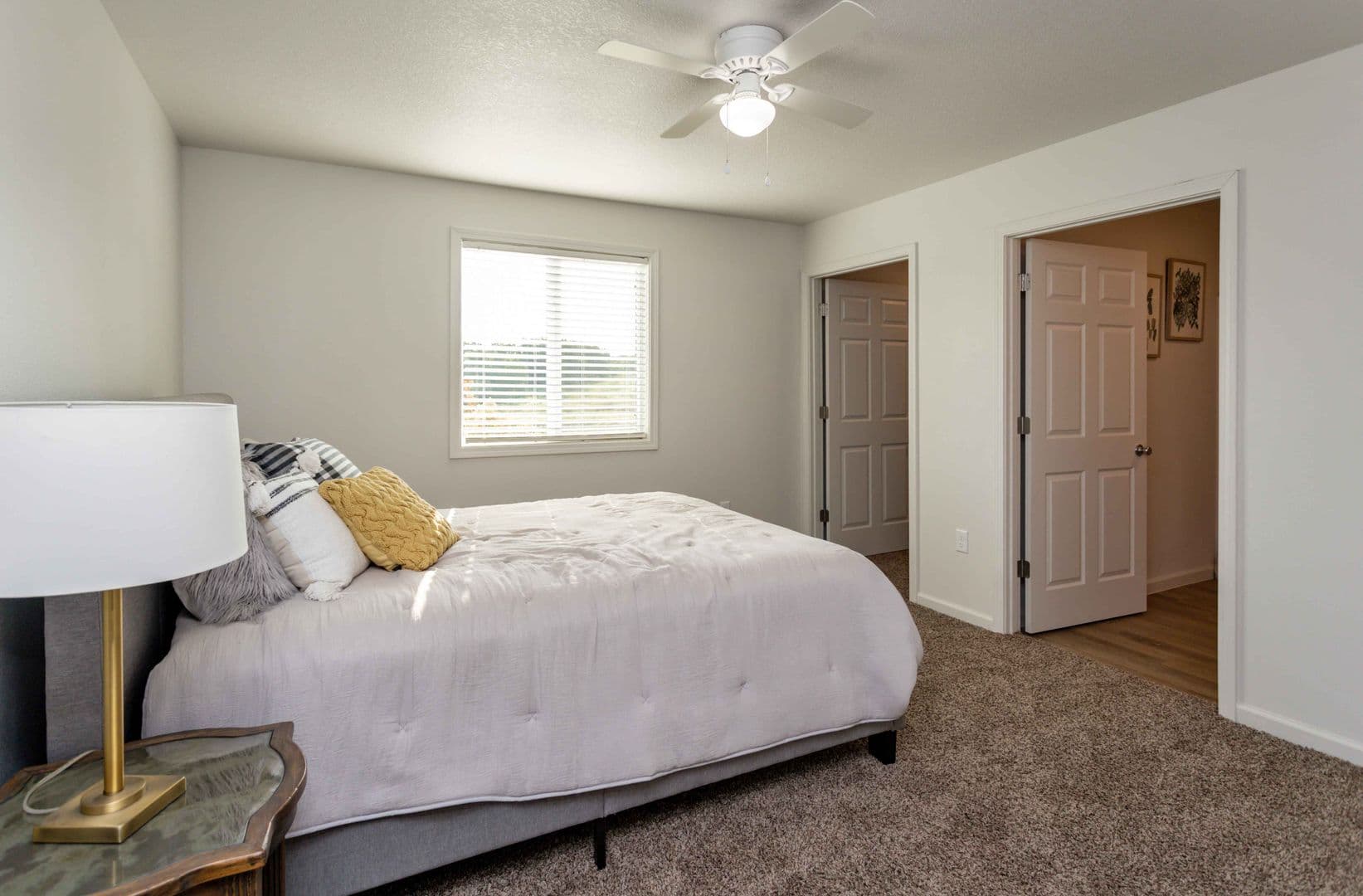 Knoxville Apartment: 509 W Bell Ave